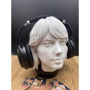 Taylor Swift Headphone Stand - Music Lover Headset Holder - Gift for Her